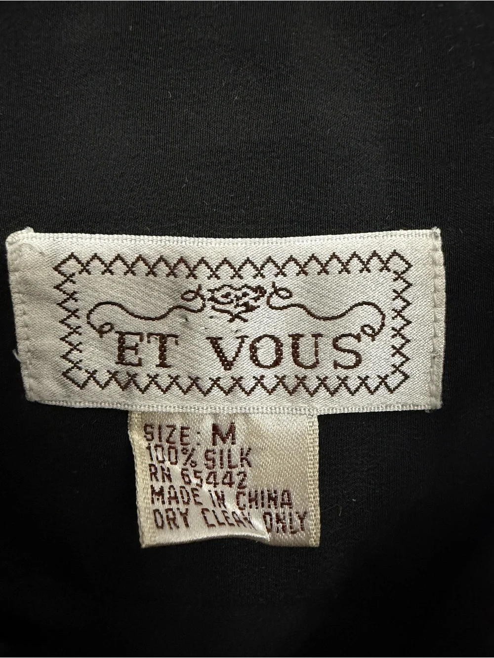 Rare Vintage Et Vous Women's Black Embroidered Floral Button-Down Shirt EUC